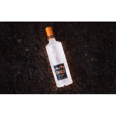 9 MILE VODKA 0.7L -  | Pravalia cu licori.