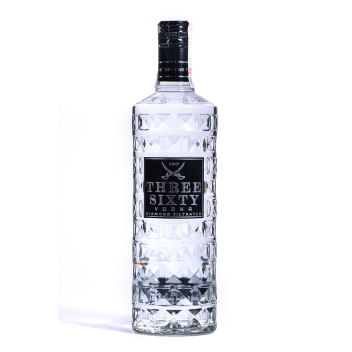 THREE SIXTY VODKA 0.5L -  | Pravalia cu licori.